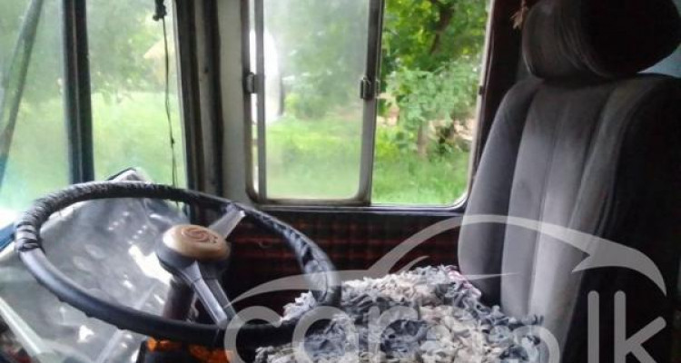 LANKA ASHOK LEYLAND VIKING 2002