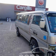 NISSAN CARAVAN 1997