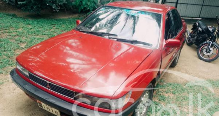 MITSUBISHI LANCER 1989