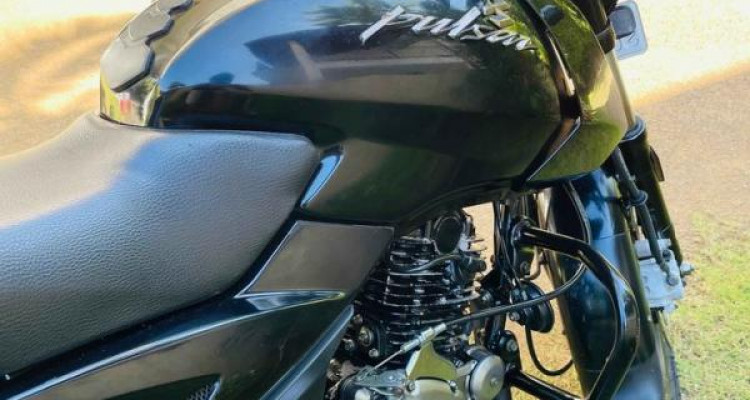 BAJAJ PULSAR 180 2012