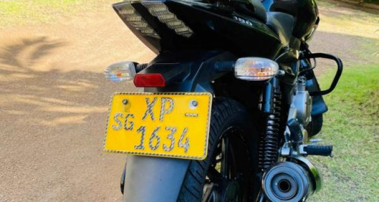 BAJAJ PULSAR 180 2012