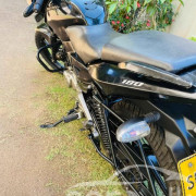 BAJAJ PULSAR 180 2012