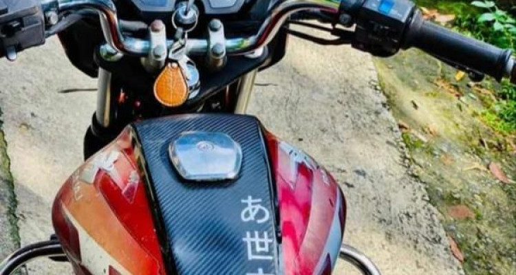 BAJAJ DISCOVER 125 2006