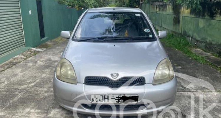 TOYOTA VITZ 2001