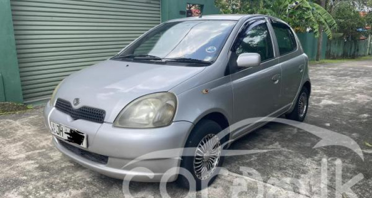 TOYOTA VITZ 2001