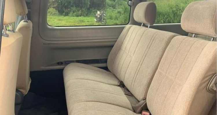 TOYOTA NOAH KR42 2002