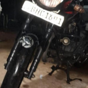 BAJAJ PULSAR 180 2018