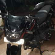 BAJAJ PULSAR 180 2018