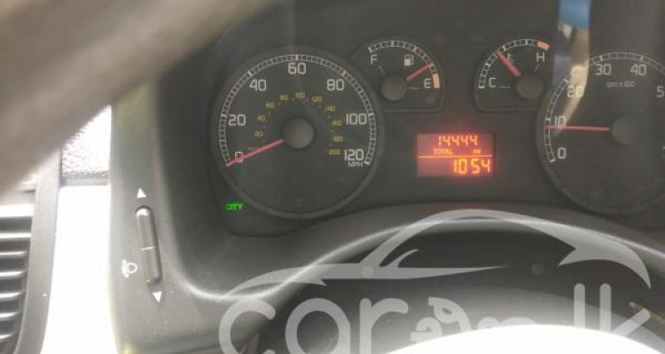 FIAT PUNTO 2004