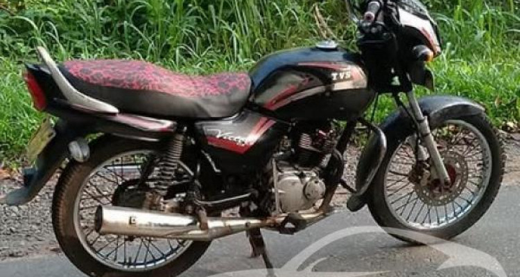 TVS VICTOR 2006