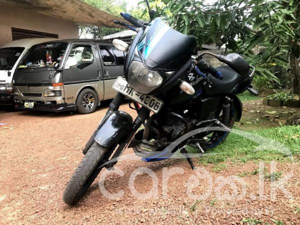 BAJAJ PULSAR 180 2005