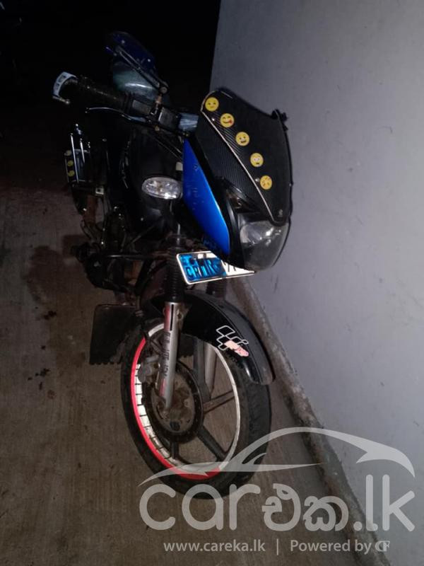 BAJAJ PULSAR 180 2005