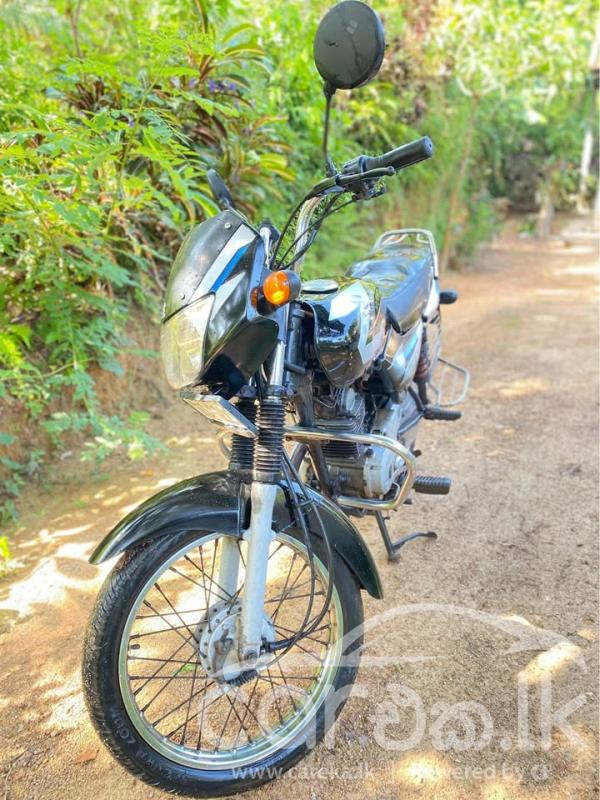 BAJAJ CT100 2010