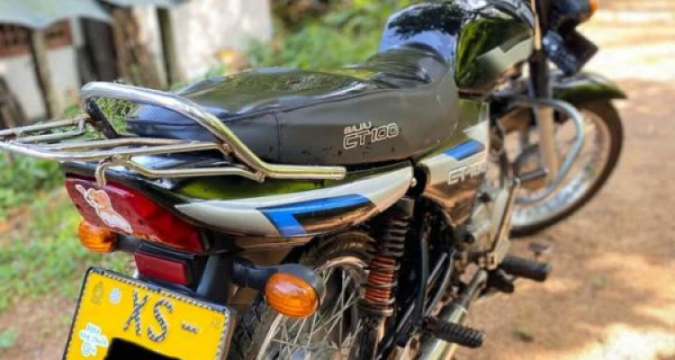 BAJAJ CT100 2010