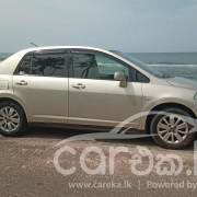 NISSAN TIIDA 2007