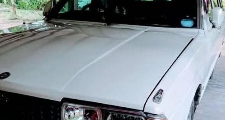 NISSAN BLUEBIRD 1986