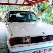 NISSAN BLUEBIRD 1986