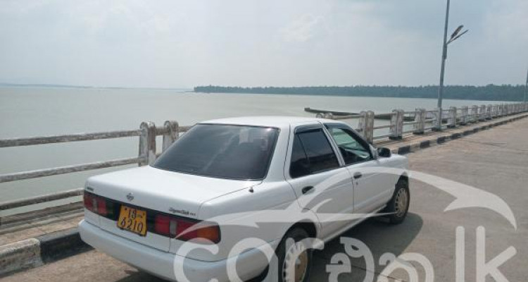 NISSAN SUNNY FB13 1990