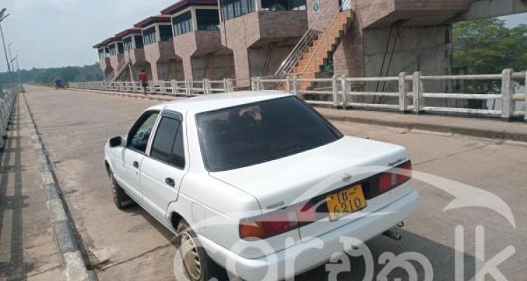 NISSAN SUNNY FB13 1990