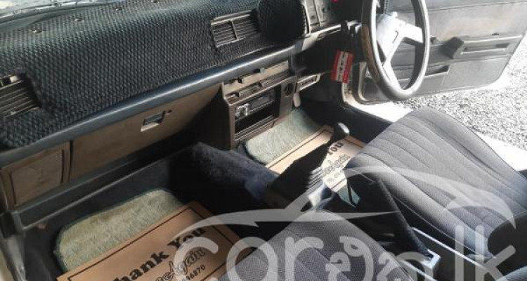 TOYOTA CORONA AT151 1987