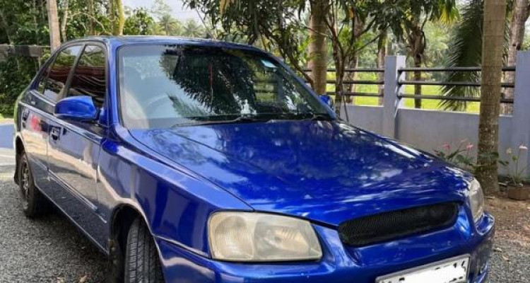 HYUNDAI ACCENT 2004