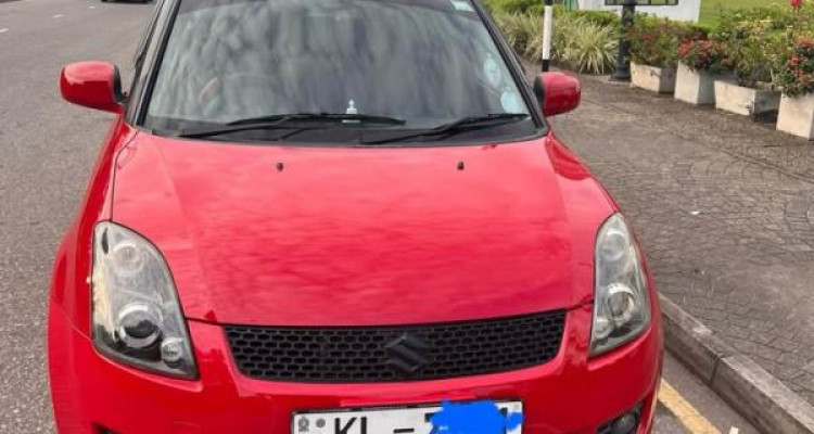 SUZUKI SWIFT 2010