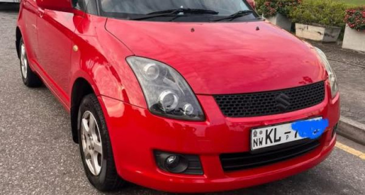 SUZUKI SWIFT 2010