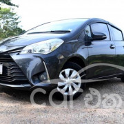 TOYOTA VITZ 2017