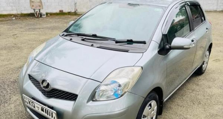 TOYOTA VITZ 2008