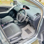 TOYOTA VITZ 2008