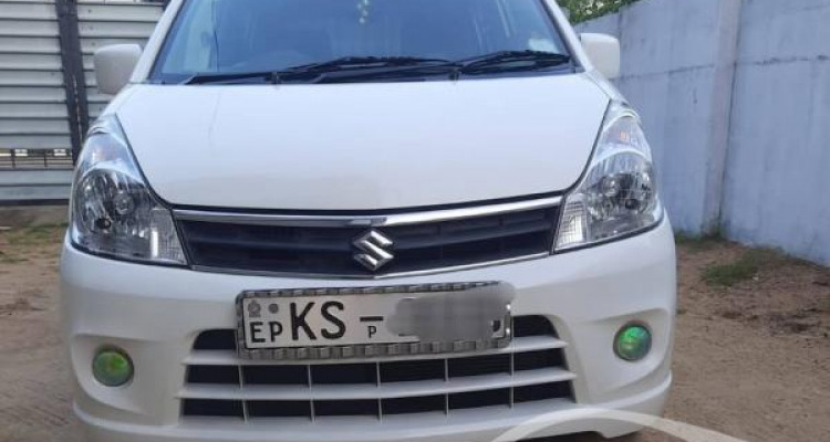 SUZUKI ESTILO 2012