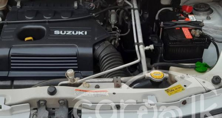 SUZUKI ESTILO 2012