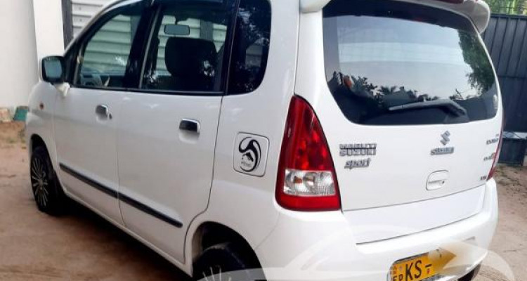 SUZUKI ESTILO 2012