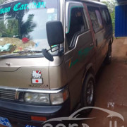 NISSAN CARAVAN 1997