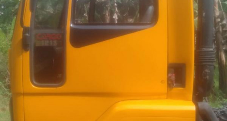 LANKA ASHOK LEYLAND LORRY 1995