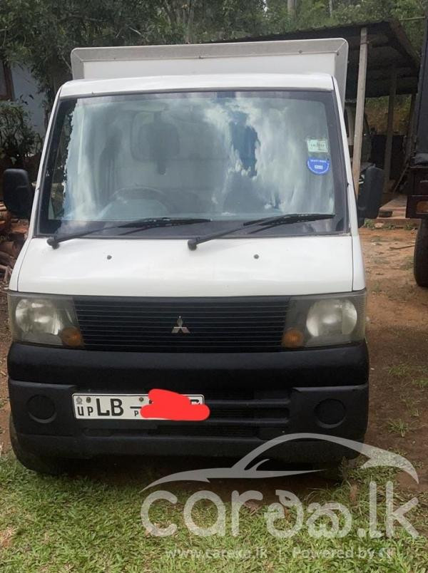 MITSUBISHI BUDDY 2006
