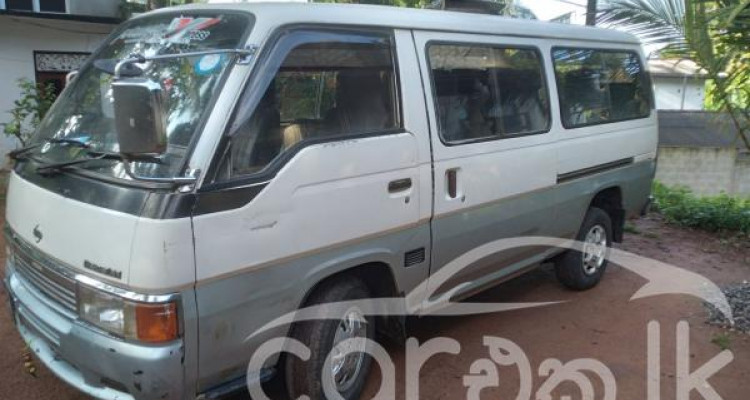NISSAN CARAVAN 1992
