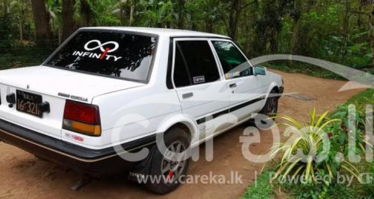 TOYOTA COROLLA AE80 1985