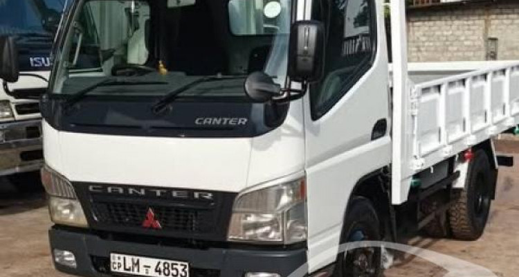 MITSUBISHI CANTER FUSO 2016