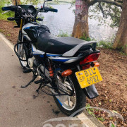 BAJAJ CT100 2019