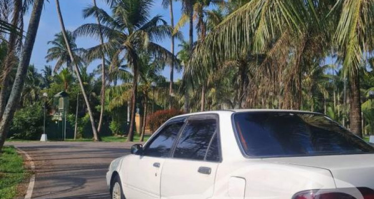 TOYOTA CORONA AT170 1990