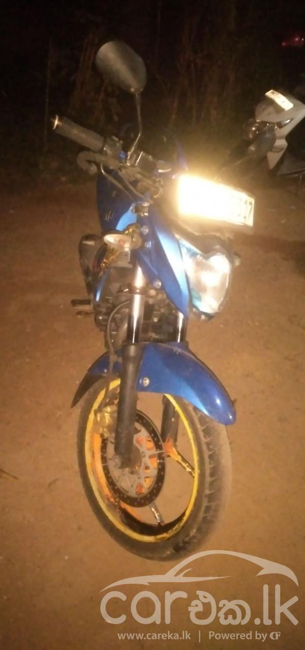 SUZUKI GIXXER 2016