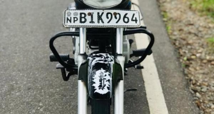 BAJAJ CT100 2019