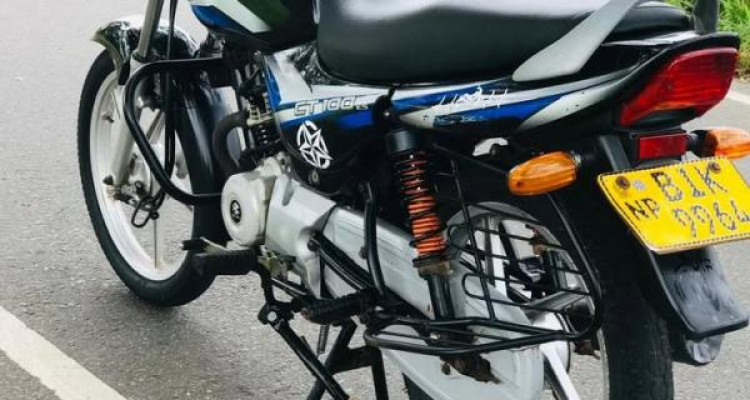 BAJAJ CT100 2019