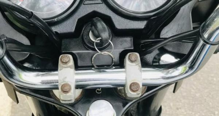 BAJAJ CT100 2019