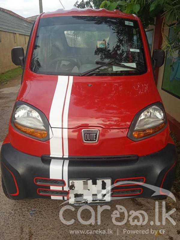 BAJAJ QUTE 2019