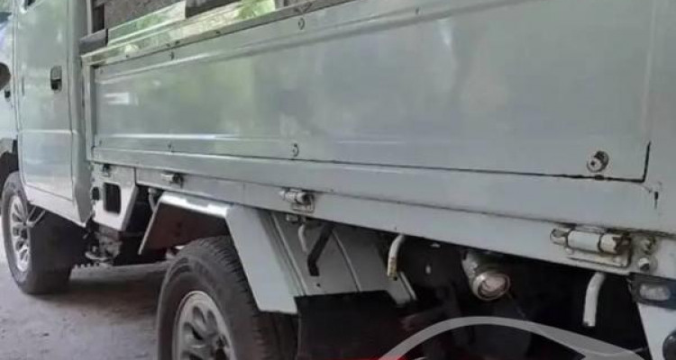 ISUZU ELF CREW CAB 1980