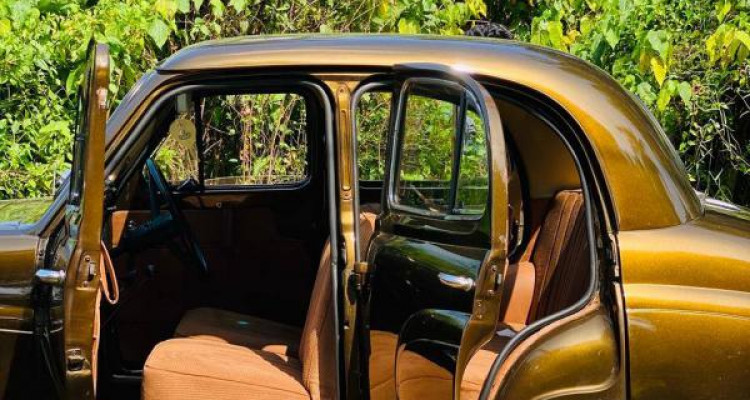 AUSTIN A30 1956