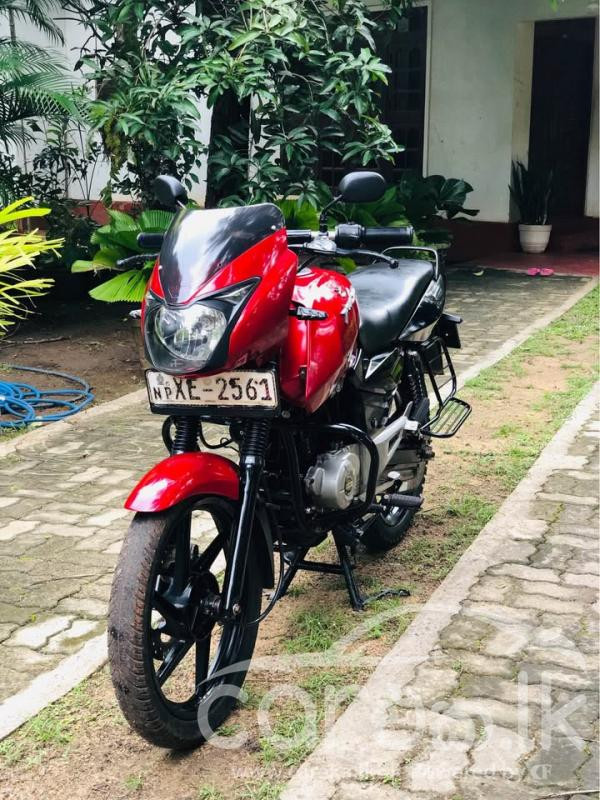 BAJAJ PULSAR 150 2011