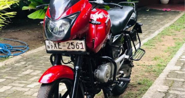 BAJAJ PULSAR 150 2011
